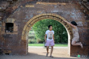 holroyd_gardens_engagement_shoot-17